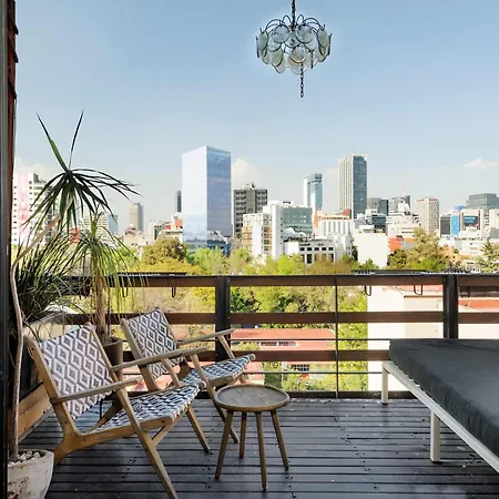 Impressive 2 Bedroom Apt With Top View